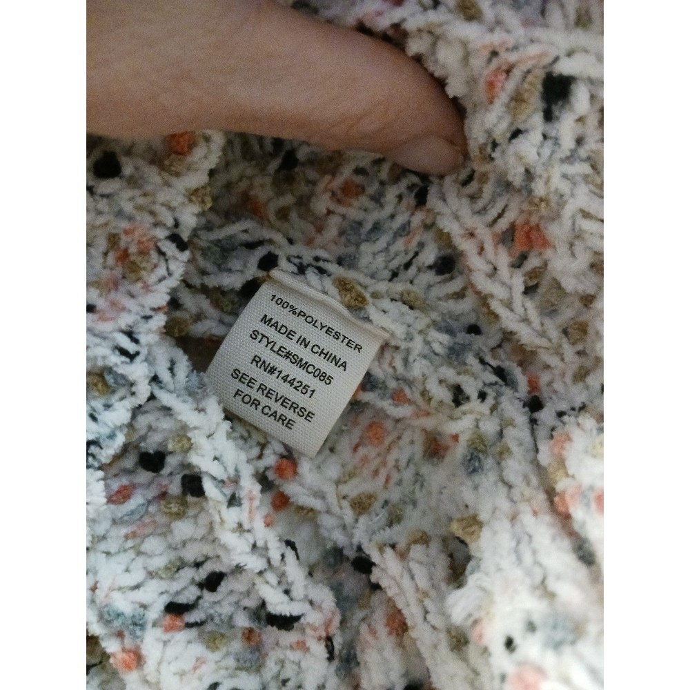 Sweater - Picture 4 of 4